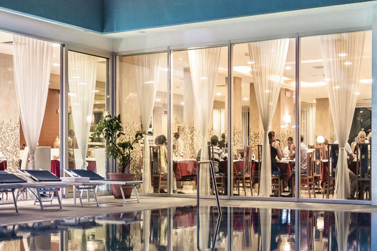 Hotel Parigi 비비오네 외부 사진