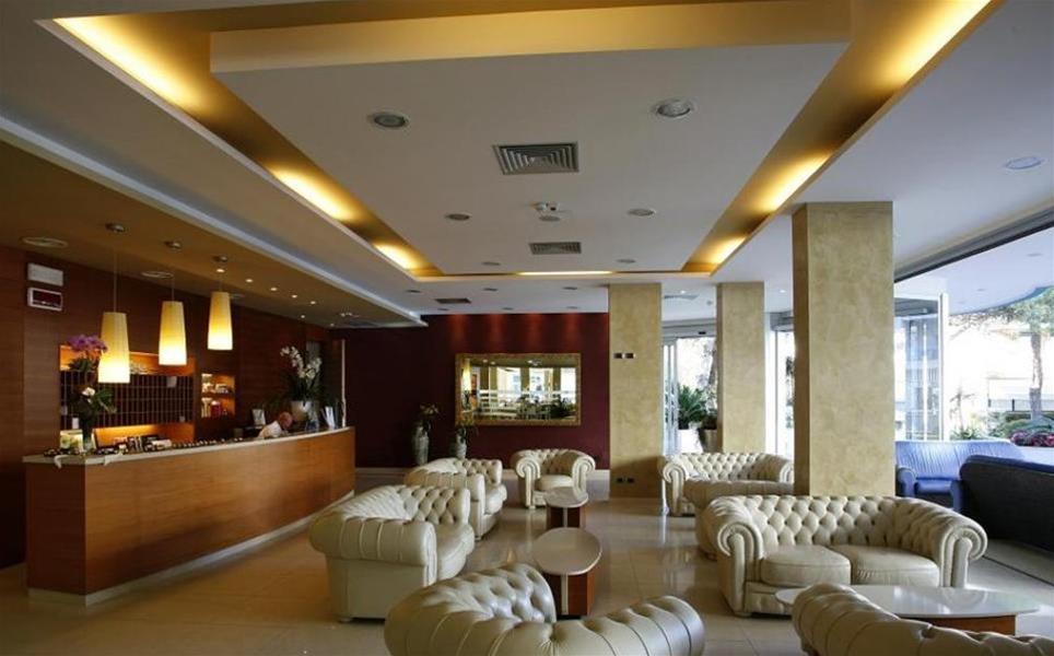 Hotel Parigi 비비오네 외부 사진