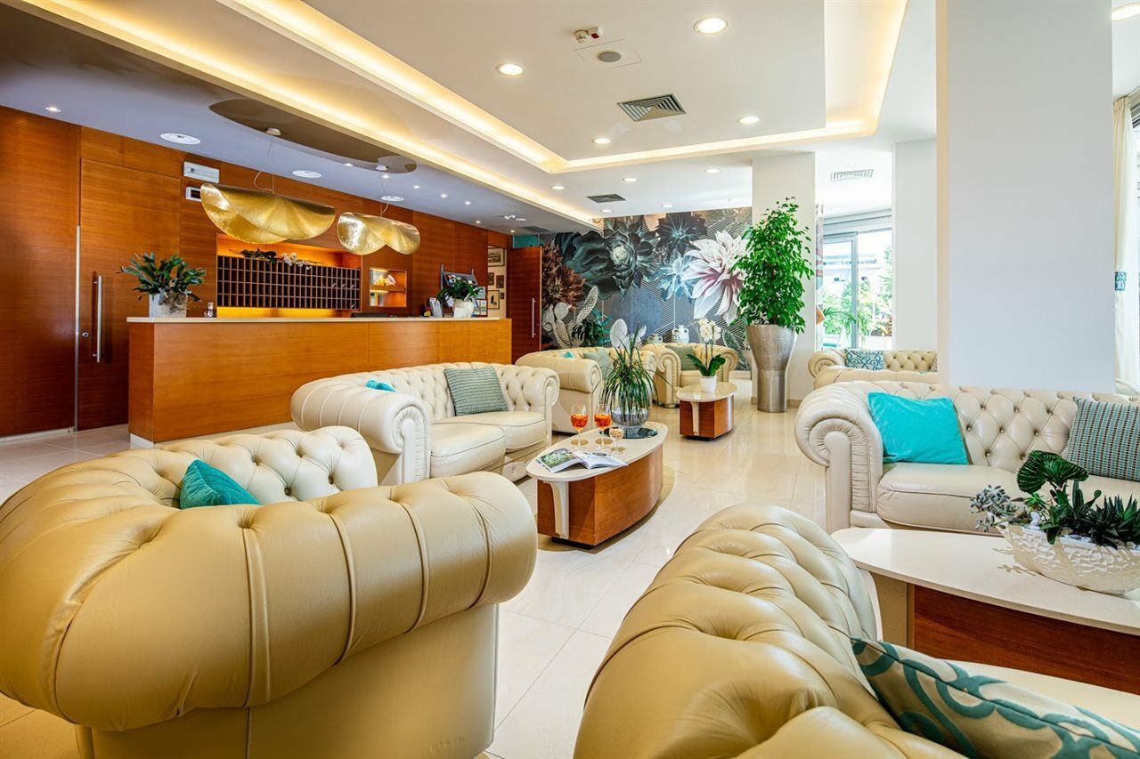 Hotel Parigi 비비오네 외부 사진